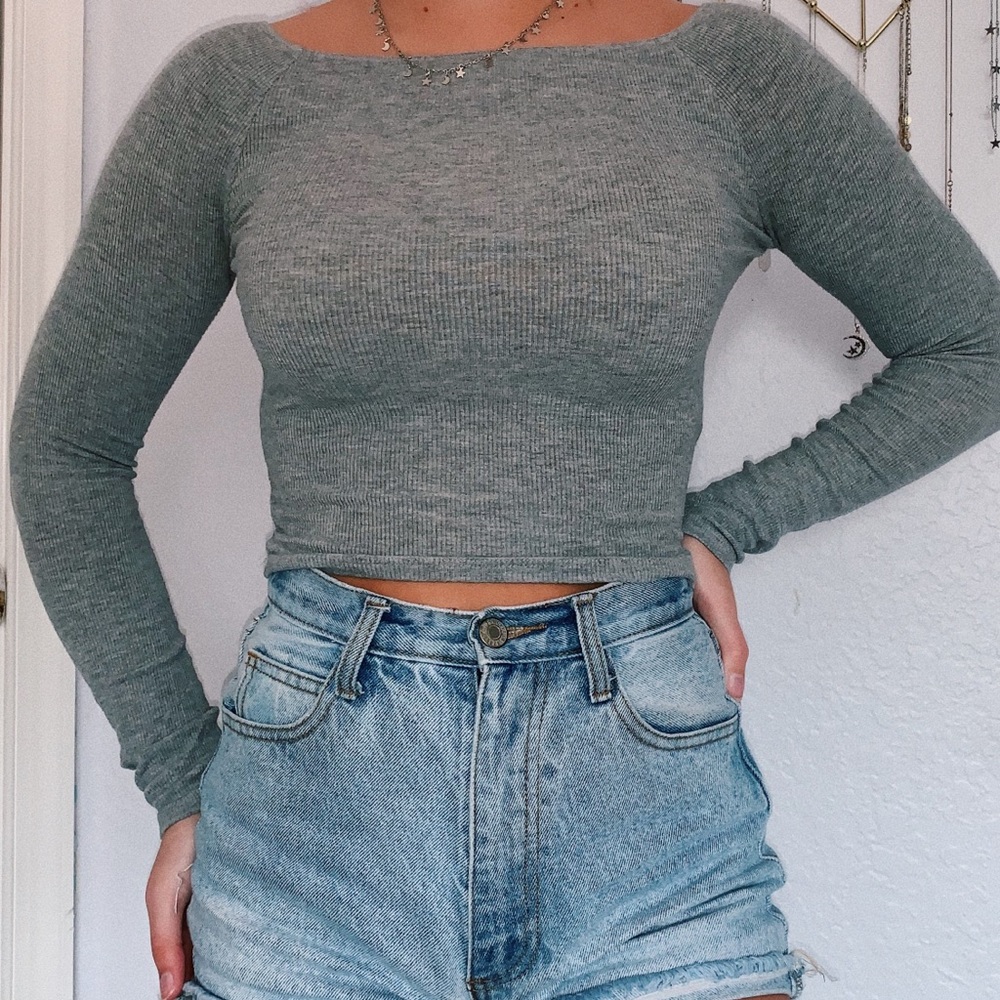 Brandy Melville Long Sleeve Top